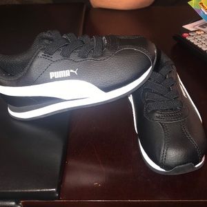 Toddler shoes size 8c